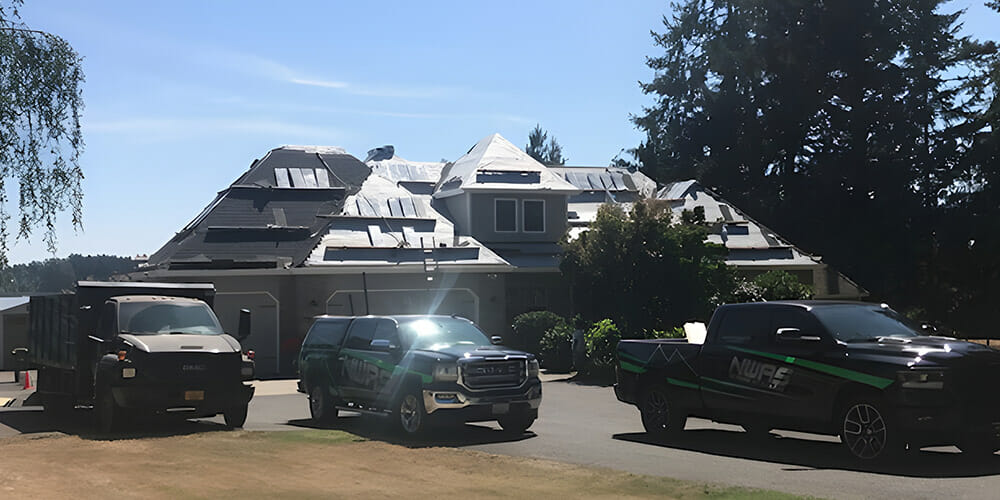 trusted roofing contractor Lowell, OR